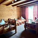 Hotel хата магната та смерекова хата *