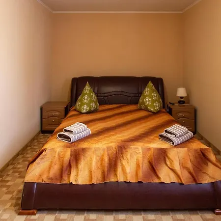 хата магната та смерекова хата Dragobrat