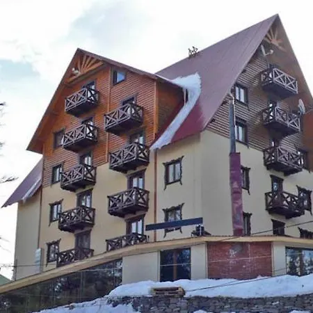 хата магната та смерекова хата Hotel